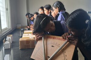 Physics laboratory (2) Physics laboratory (2)